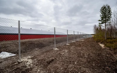 5 hehtaarin tehdasalueen aitaaminen